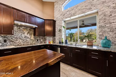 9654 E Celtic Drive, Scottsdale, AZ 85260 - Photo 7