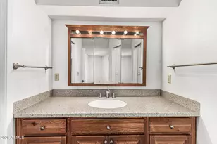 6231 E Ellis St, Mesa, AZ 85205 - Photo 19