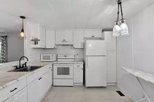 1804 W Tepee St, Apache Junction, AZ 85120 - Photo 7