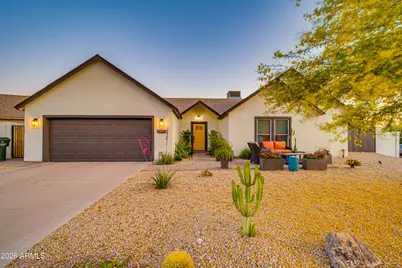 4501 E Pearce Road, Phoenix, AZ 85044 - Photo 1