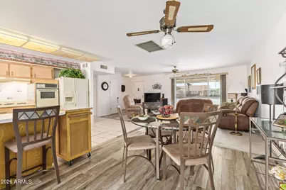 10230 W Sun City Boulevard, Sun City, AZ 85351 - Photo 9