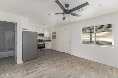 11230 N 17th Avenue, Phoenix, AZ 85029 - Photo 7