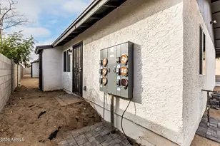 11230 N 17th Ave, Phoenix, AZ 85029 - Photo 17