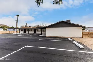 11230 N 17th Ave, Phoenix, AZ 85029 - Photo 3