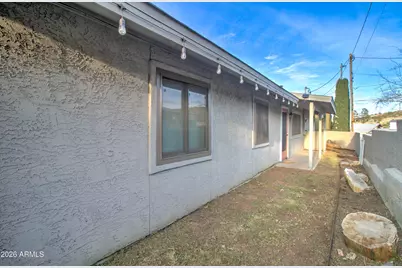 186 E Kelly Street, Miami, AZ 85539 - Photo 7