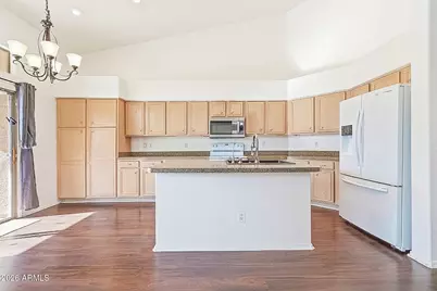 1561 E Black Diamond Drive, Gilbert, AZ 85296 - Photo 9
