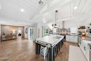 1359 E Weldon Ave, Phoenix, AZ 85014 - Photo 15