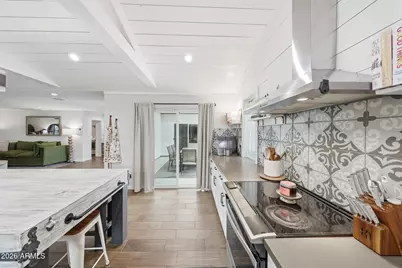 1359 E Weldon Avenue, Phoenix, AZ 85014 - Photo 9