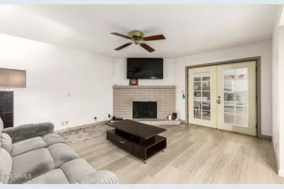 7560 E Gold Dust Avenue, Scottsdale, AZ 85258 - Photo 11