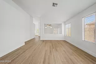 374 N Ocean Dr, Gilbert, AZ 85233 - Photo 5