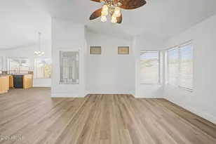 374 N Ocean Dr, Gilbert, AZ 85233 - Photo 9
