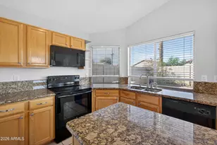 374 N Ocean Dr, Gilbert, AZ 85233 - Photo 9