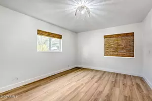 4036 N 40th Pl, Phoenix, AZ 85018 - Photo 21