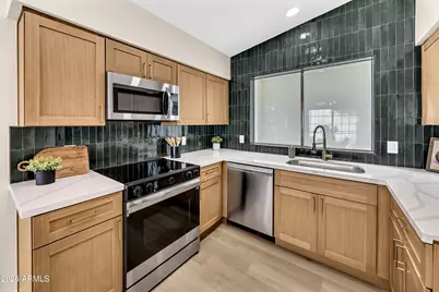 1648 E Villa Theresa Drive, Phoenix, AZ 85022 - Photo 11