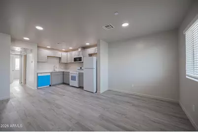 2121 W Adams Street #B201, Phoenix, AZ 85009 - Photo 7