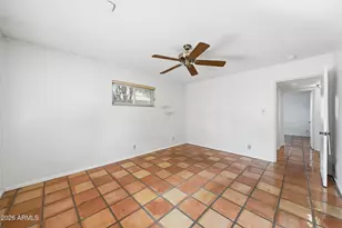 2215 W Earll Dr, Phoenix, AZ 85015 - Photo 23