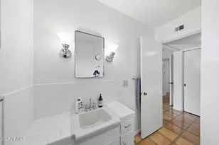 2215 W Earll Dr, Phoenix, AZ 85015 - Photo 27