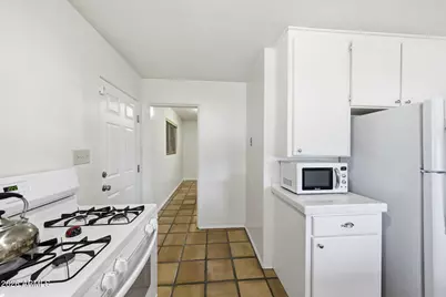 2215 W Earll Drive, Phoenix, AZ 85015 - Photo 15