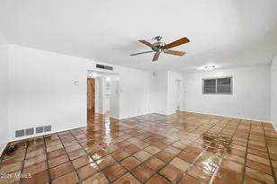 2215 W Earll Dr, Phoenix, AZ 85015 - Photo 7