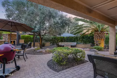 13049 W Cliffrose Road, Peoria, AZ 85383 - Photo 9