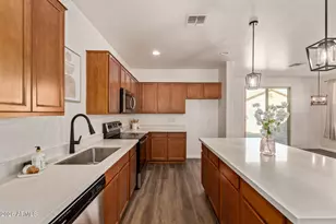 17534 W Villa Chula Ln, Surprise, AZ 85387 - Photo 11