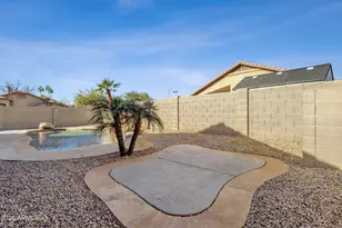 5672 W Manzanita Dr, Glendale, AZ 85302 - Photo 39