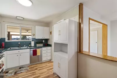 12032 N Hillcrest Drive, Sun City, AZ 85351 - Photo 5