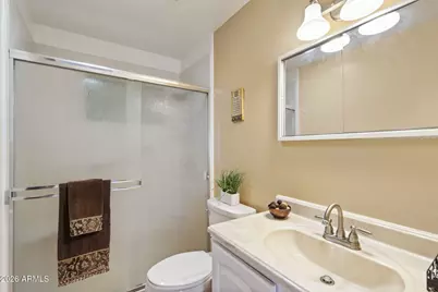 12032 N Hillcrest Drive, Sun City, AZ 85351 - Photo 9