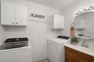 12032 N Hillcrest Dr, Sun City, AZ 85351 - Photo 11