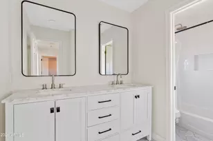 5773 W Shannon St, Chandler, AZ 85226 - Photo 29