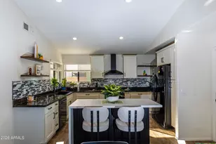 8629 W Maui Ln, Peoria, AZ 85381 - Photo 17