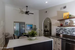 8629 W Maui Ln, Peoria, AZ 85381 - Photo 17