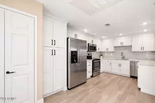 16801 N 94th St, Scottsdale, AZ 85260 - Photo 7