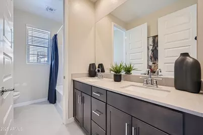 10202 E Ulysses Avenue, Mesa, AZ 85212 - Photo 15