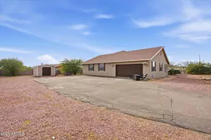20305 W Peak View Rd, Wittmann, AZ 85361 - Photo 3