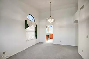 10941 W Cottonwood Ln, Avondale, AZ 85392 - Photo 5