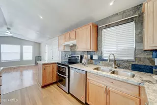 1423 E 19th Ave, Apache Junction, AZ 85119 - Photo 11