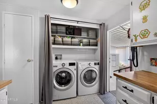 205 S Higley Rd, Mesa, AZ 85206 - Photo 13