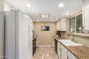 12638 W Crystal Lake Dr, Sun City West, AZ 85375 - Photo 9