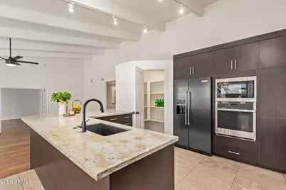 11243 N Saint Andrews Way, Scottsdale, AZ 85254 - Photo 29