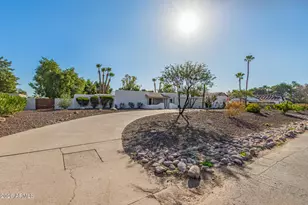 11243 N St Andrews Way, Scottsdale, AZ 85254 - Photo 3