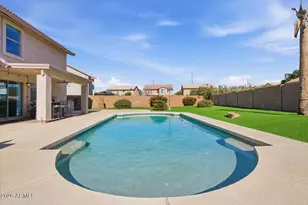 8813 N 68th Dr, Peoria, AZ 85345 - Photo 13