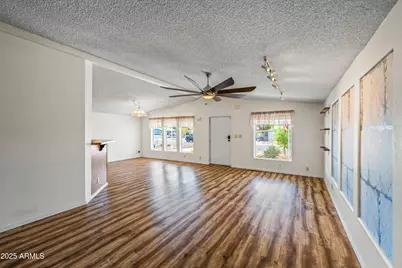 7642 E Holmes Avenue, Mesa, AZ 85209 - Photo 5