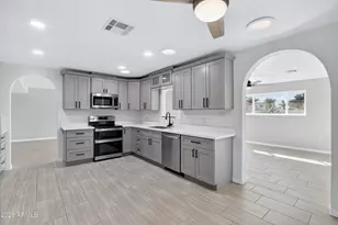 25608 S Pinewood Dr, Sun Lakes, AZ 85248 - Photo 5