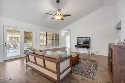 15602 N 18th Street, Phoenix, AZ 85022 - Photo 11