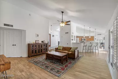 15602 N 18th Street, Phoenix, AZ 85022 - Photo 13