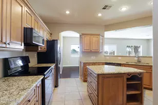 9345 W Enchantment Ln, Arizona City, AZ 85123 - Photo 11