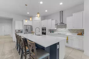 16635 W Valencia Dr, Goodyear, AZ 85338 - Photo 5