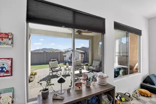 16635 W Valencia Dr, Goodyear, AZ 85338 - Photo 9