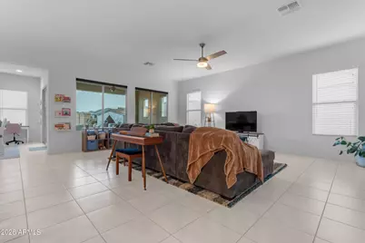 16635 W Valencia Drive, Goodyear, AZ 85338 - Photo 5